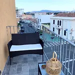 Apartment In By The Waterfront *
