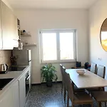 In By The Waterfront Apartment *