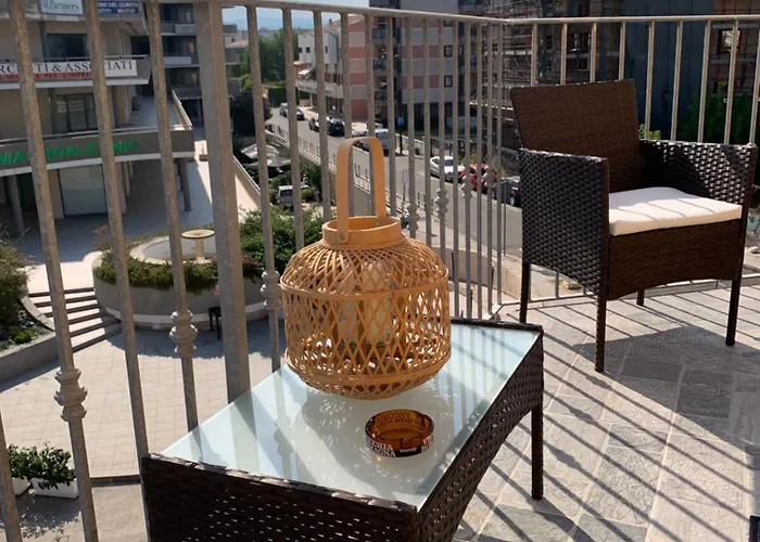 In By The Waterfront *