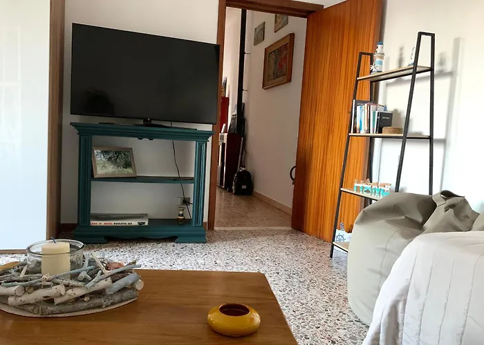 In By The Waterfront Olbia